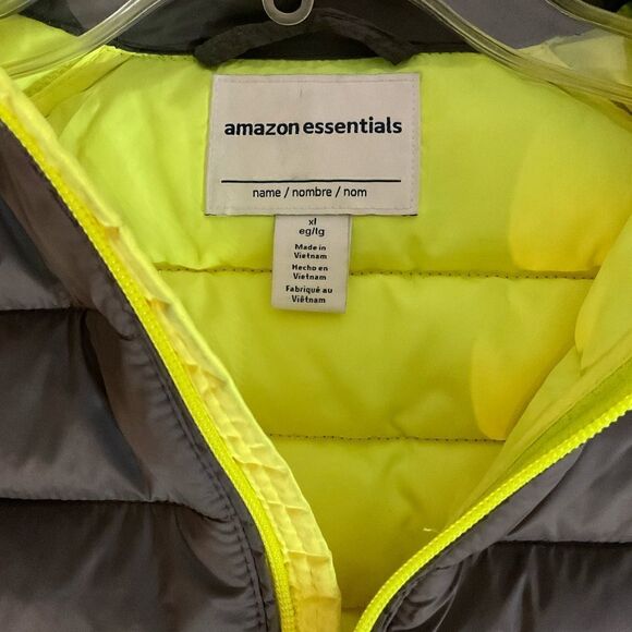 Boys Youth Puffer Vest - Picture 3 of 3